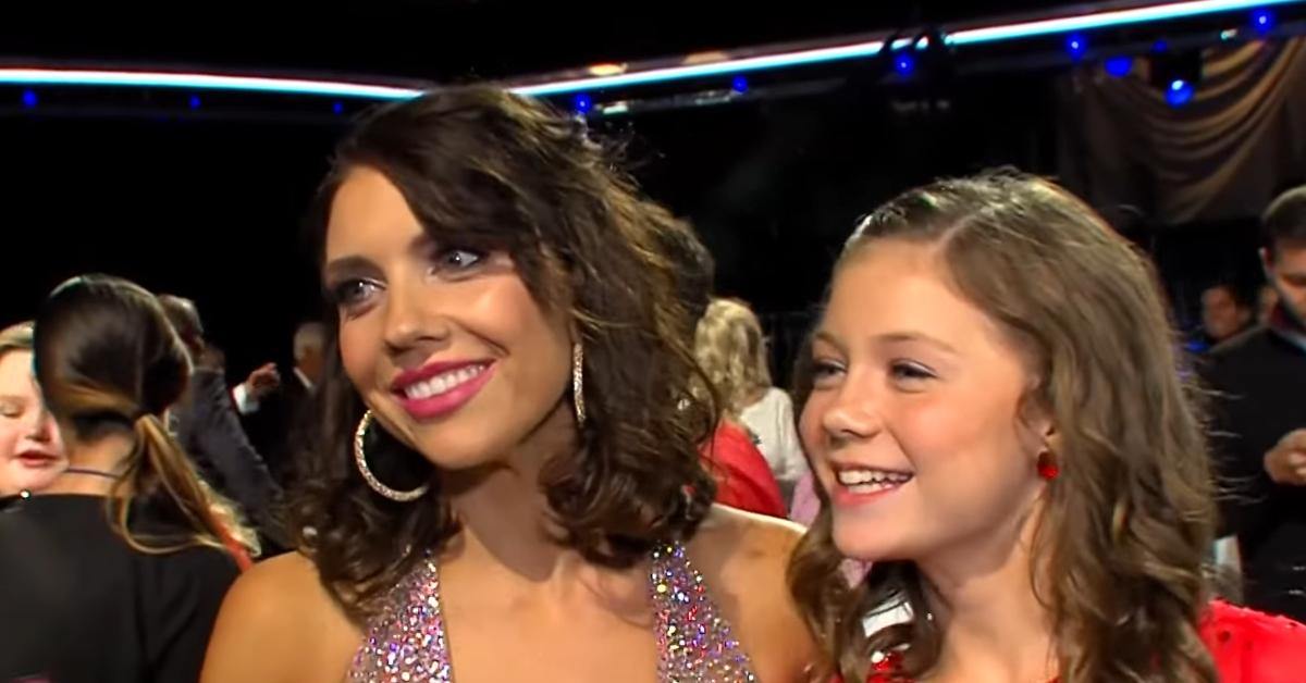 (l-r): Jenna Johnson and Hailey Bills