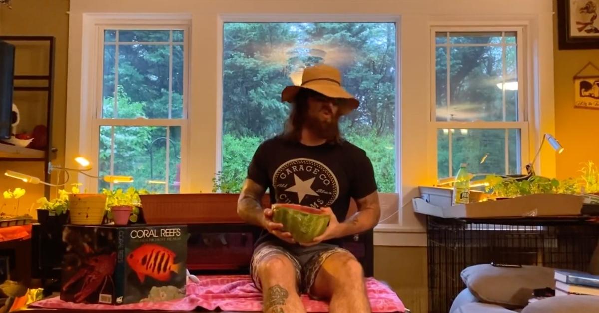 The Towel Flip Challenge Is the Perfect Activity for Field Day 2020