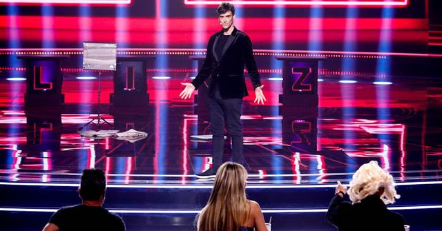 Lioz competing for the judges on AGT: All-Stars