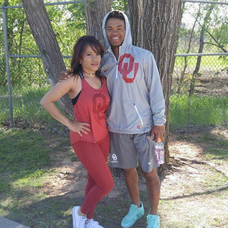 kyler murray mom