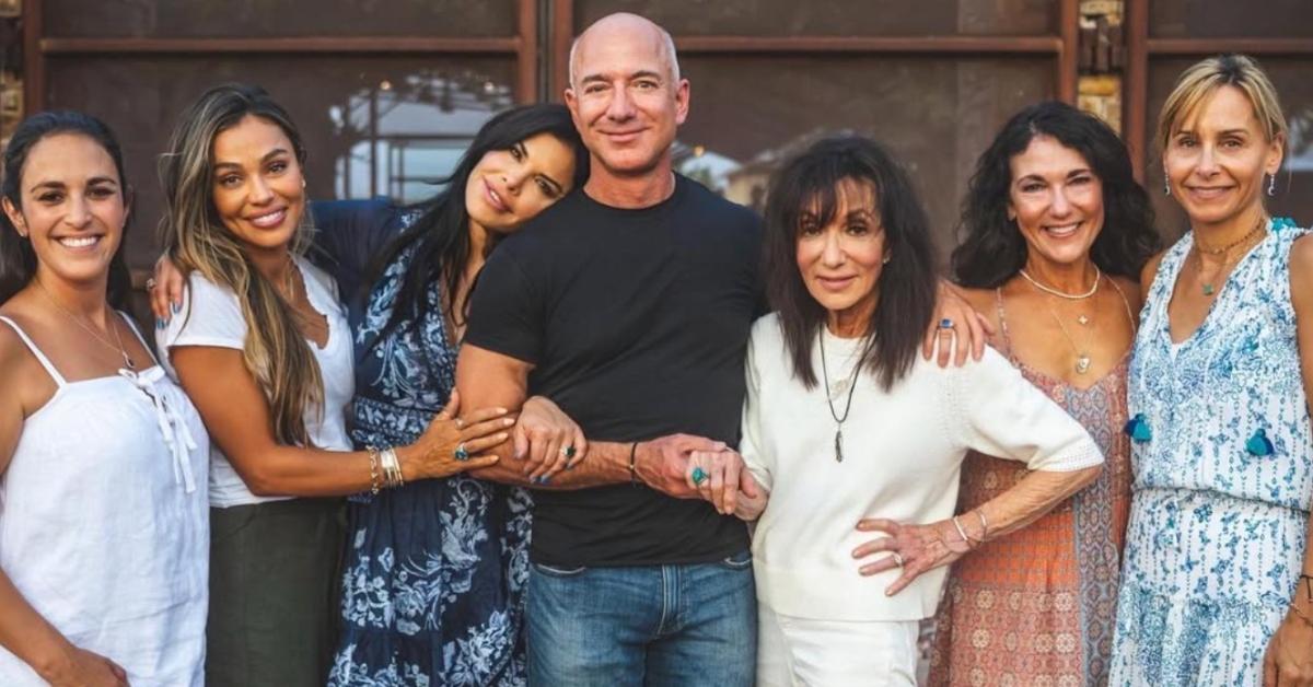 Jeff Bezos (C) with his mother (R) and family