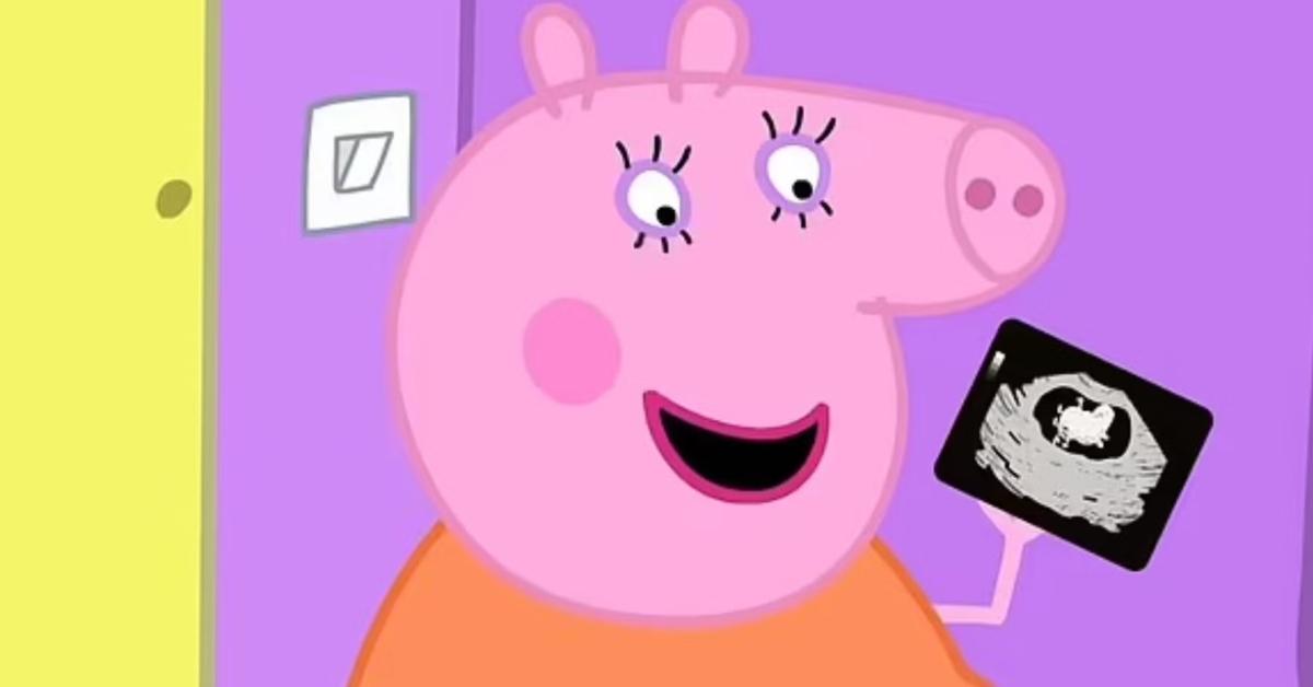 Mummy Pig from Peppa Pig with a sonogram