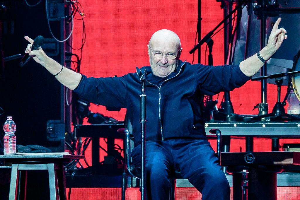 Com problemas de saúde, Phil Collins se despede dos palcos