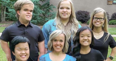 The cast of '7 Little Johnstons'