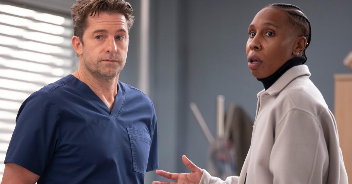 Meredith and Nick return to Grey Sloan to treat a liver transplant patient.