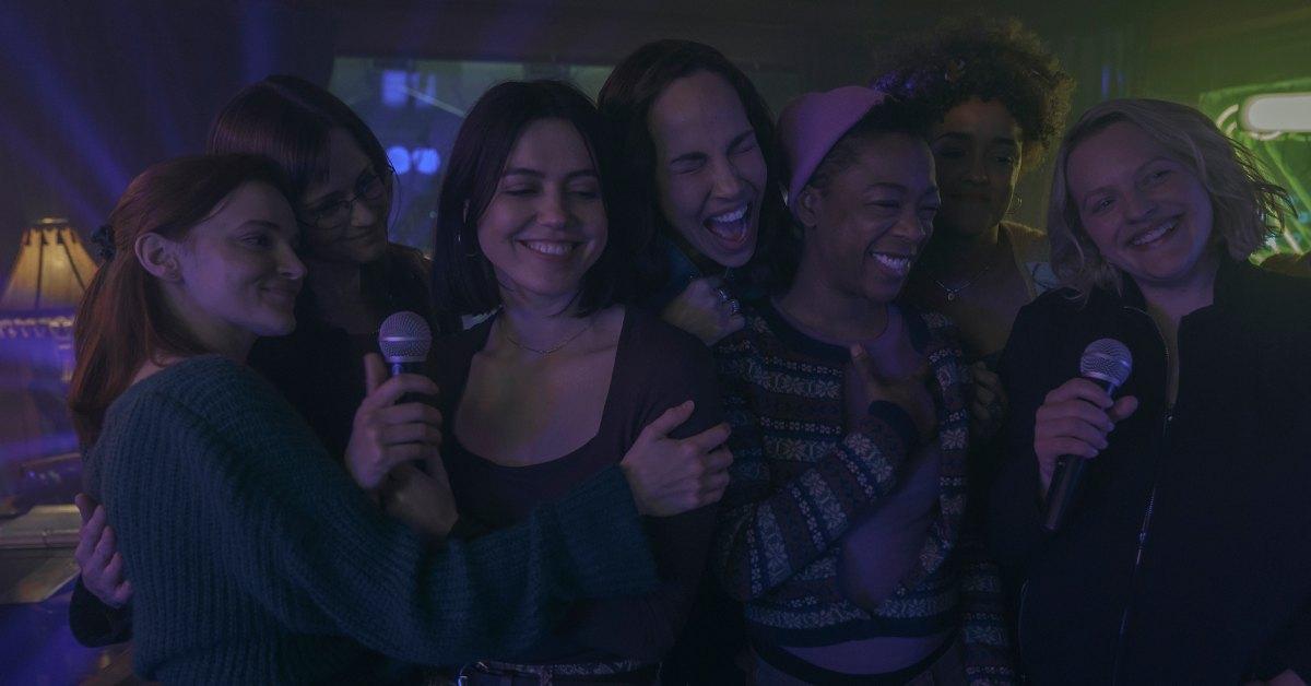 Karaoke scene in the final episode of 'The Handmaid's Tale'.