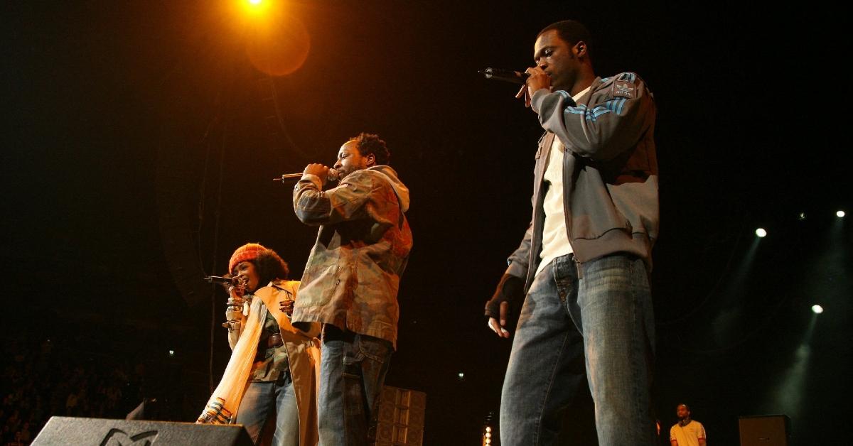 (l-r): Lauryn Hill, Wyclef Jean, and Pras Michel performing as The Fugees