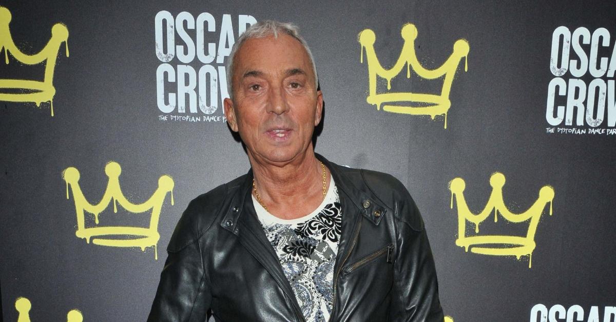 Bruno Tonioli posing on the red carpet