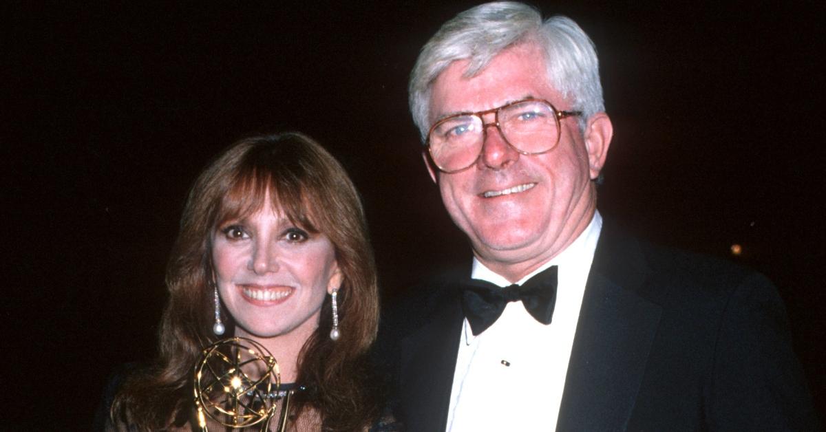 Marlo Thomas and Phil Donahue during 41st Annual Emmy Awards