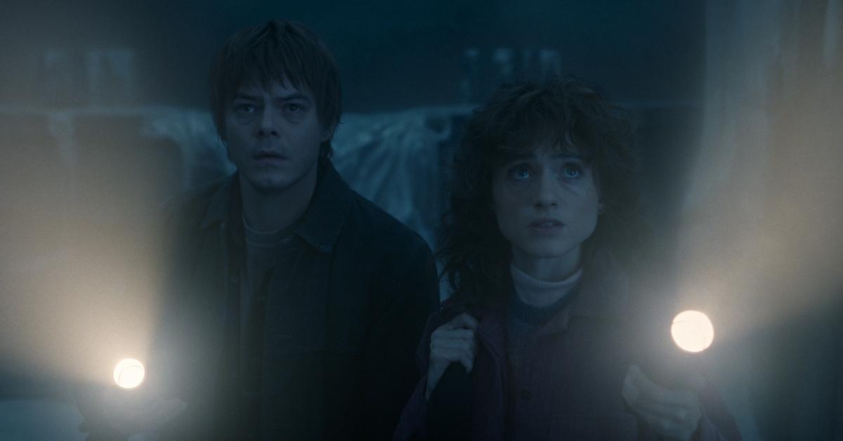 (L-R): Jonathan and Nancy in the Upside Down in 'Stranger Things'