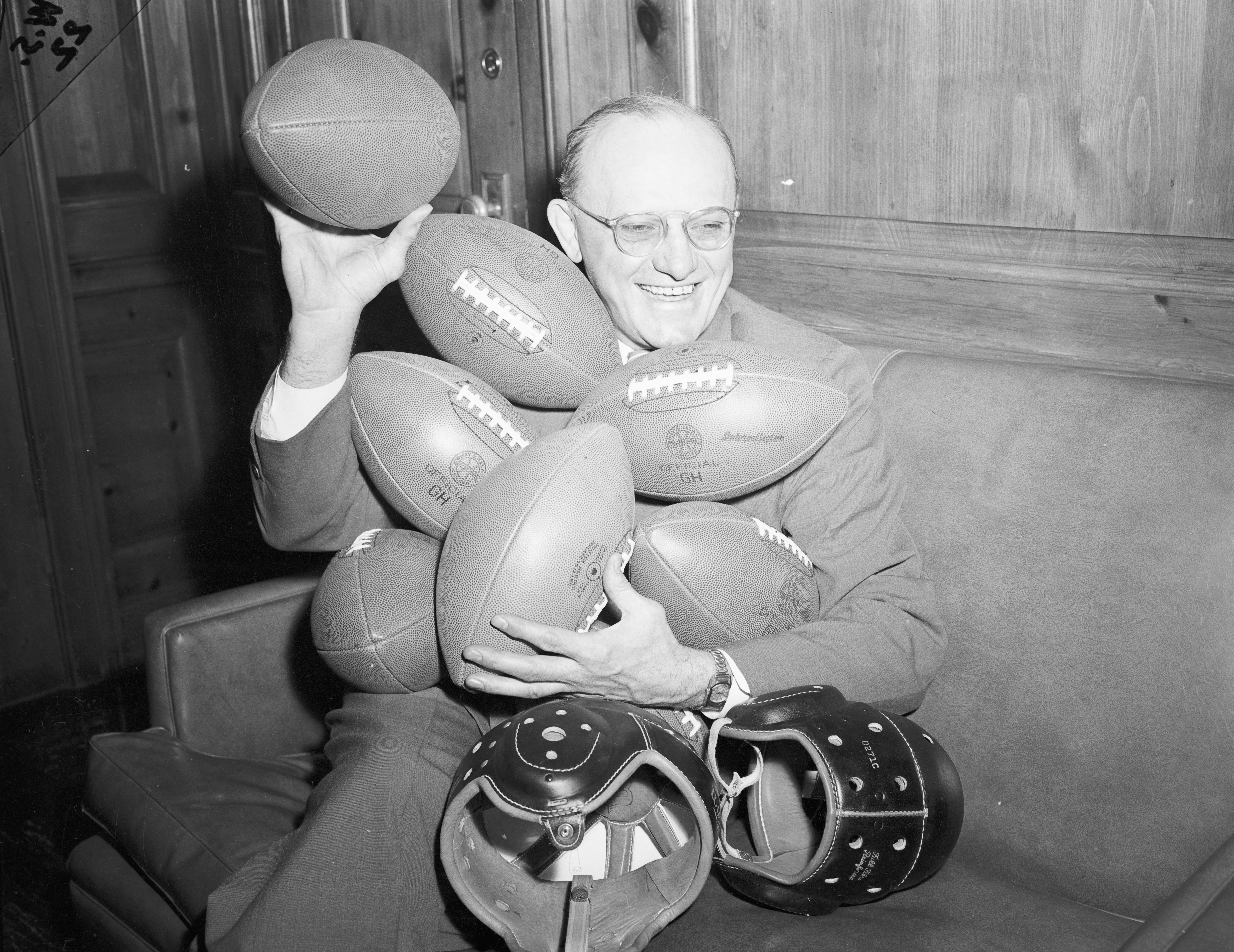 GSH on Bears uniform: Explaining the tribute to George Halas