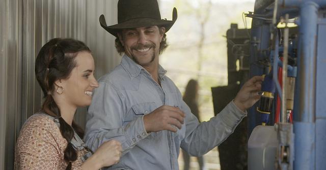 Khelsi and Allen on 'Farmer Wants a Wife'