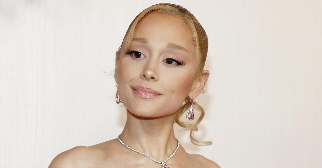 Ariana Grande Explains Recent Weight Loss on TikTok