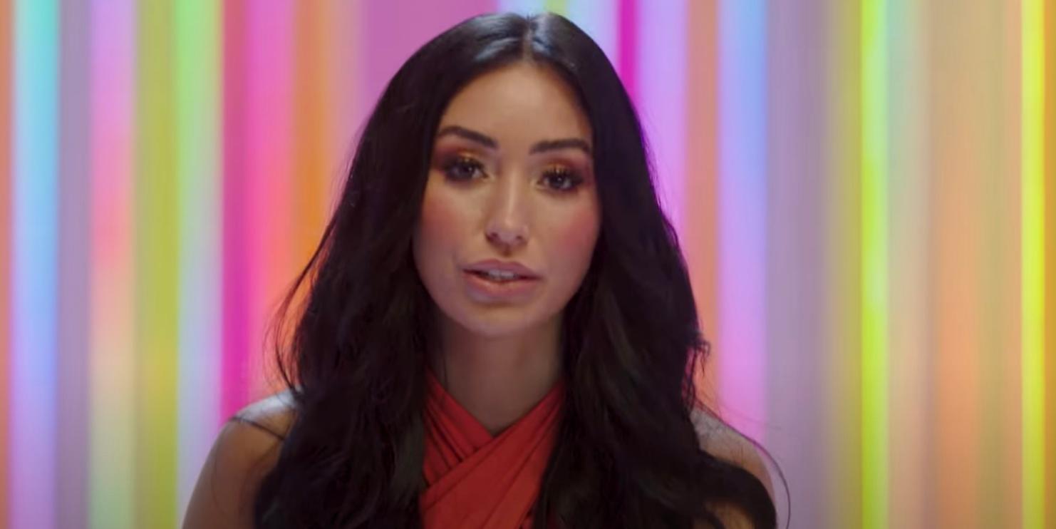 Jasmine Sklavanitis appears in 'Love Island' trailer