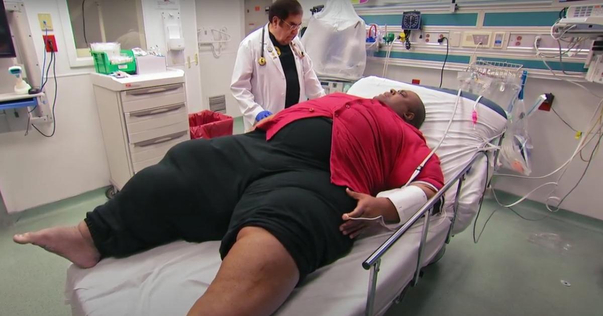 Larry gets examined by Dr. Now in 'My 600-lb Life'.