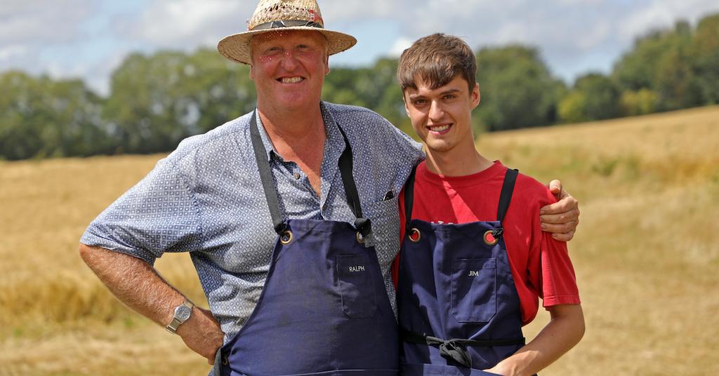 'The Big Flower Fight' Cast Meet the Contestants of the Reality Show