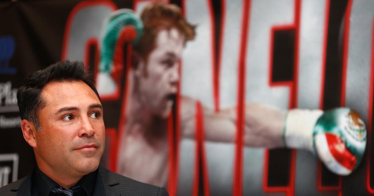 Oscar De La Hoya at a press conference in 2016