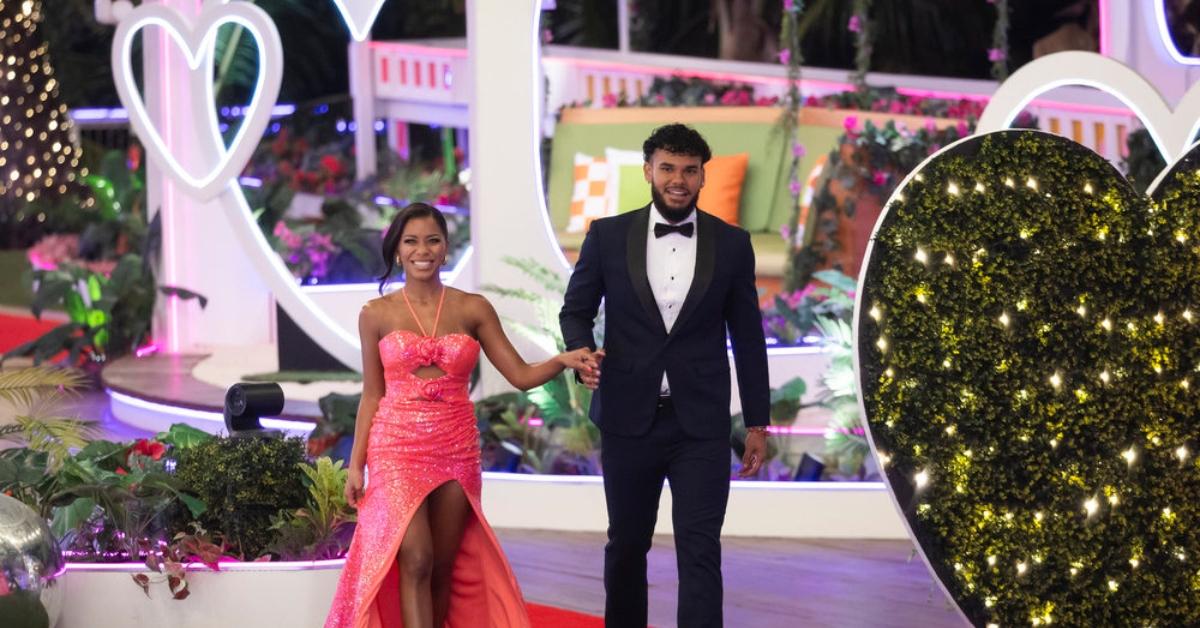(l-r): Amaya Espinal and Bryan Arenales on 'Love Island USA' Season 7