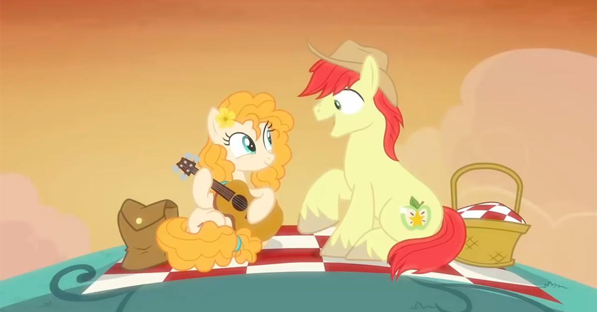 (l-r) Pear Butter and Bright Mac in 'My Little Pony: Friendship Is Magic'