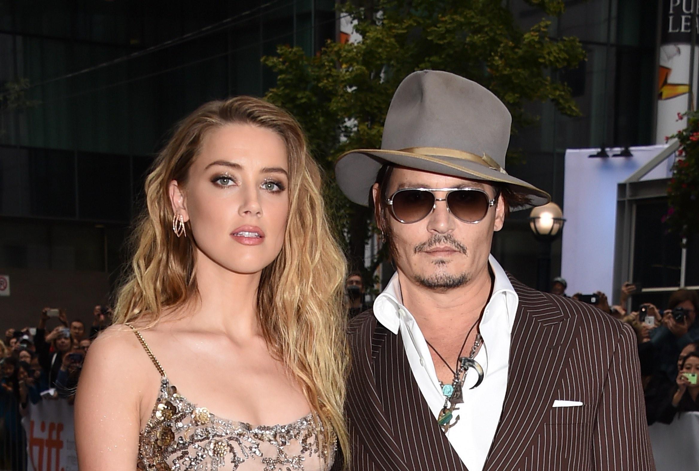 How many years was johnny discount depp and amber heard together