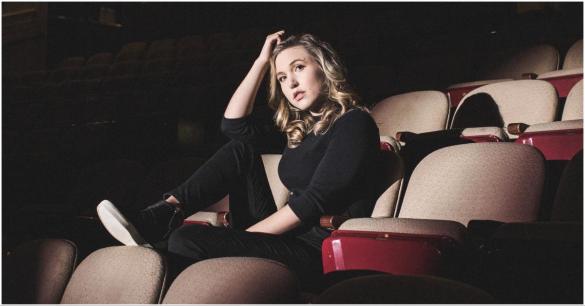 Taylor Tomlinson posing for a Netflix photo