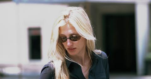 Carolyn Bessette captured by paparazzi on Madison Ave