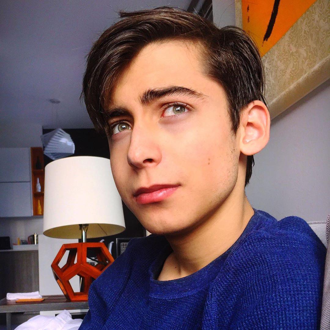 aidan gallagher ig