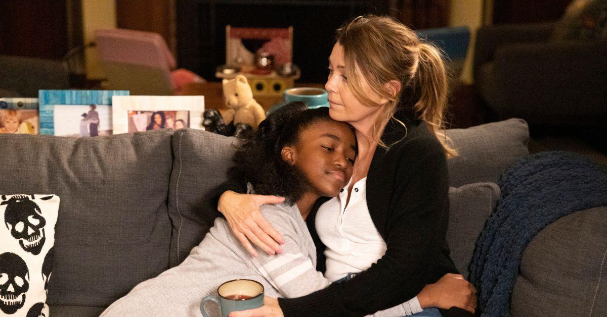 (l-r): Aniela Gumbs as Zola and Ellen Pompeo as Meredith Grey