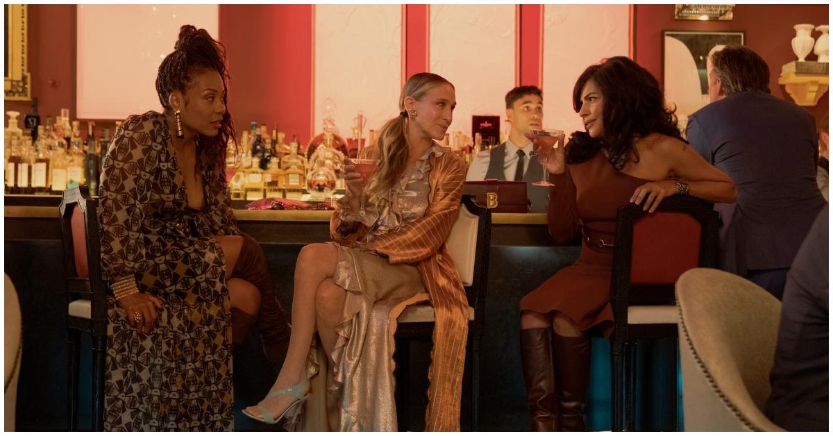 (l-r): Karen Pittman as Nya, Sarah Jessica Parker as Carrie, and Sarita Choudhury as Seema on 'And Just Like That'