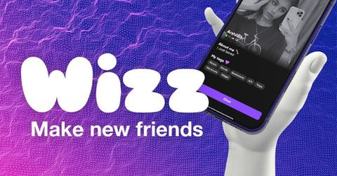 Wizz logo and app on a phone