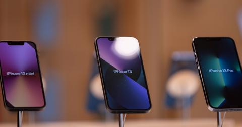 Unblocking a Number On the iPhone — What Happens?