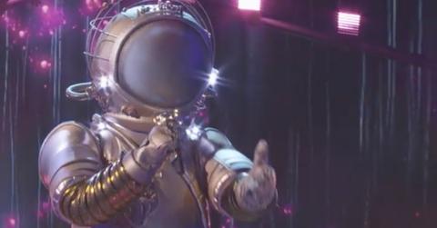 who is astronaut masked singer