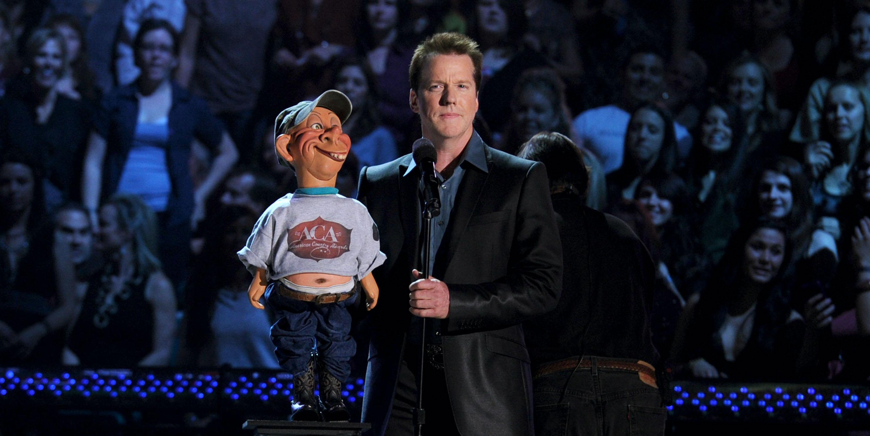 Jeff Dunham Performing at the Country Awards