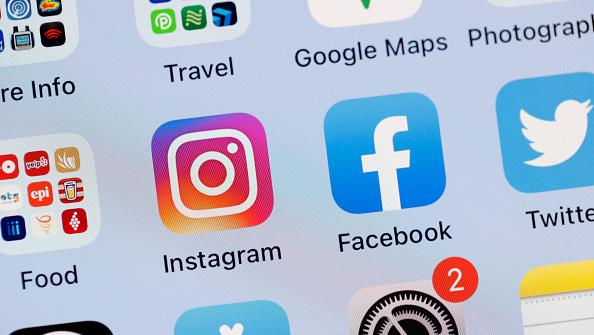 Still shot of social media apps.