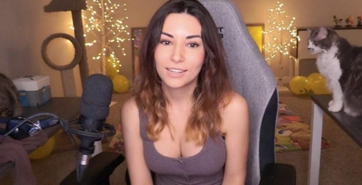 twitch alinity not banned