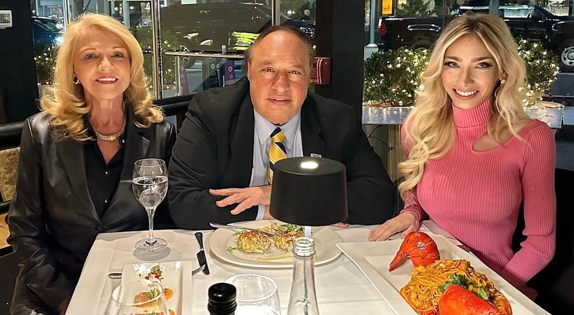 andrea catsimatidis parents