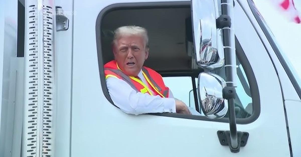 Trump drives a garbage truck