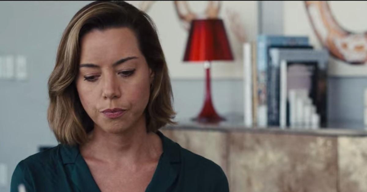 Emily (Aubrey Plaza) 