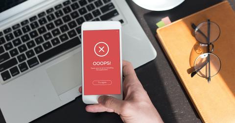 why does phone say not registered network