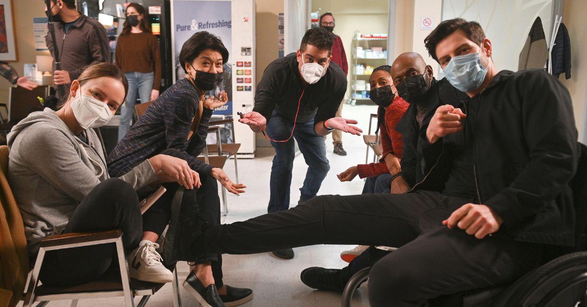 (l-r): Allison Miller, Grace Park, DJ Nash, Christina Moses, Romany Malco, and David Giuntoli filming 'A Milion Little Things'