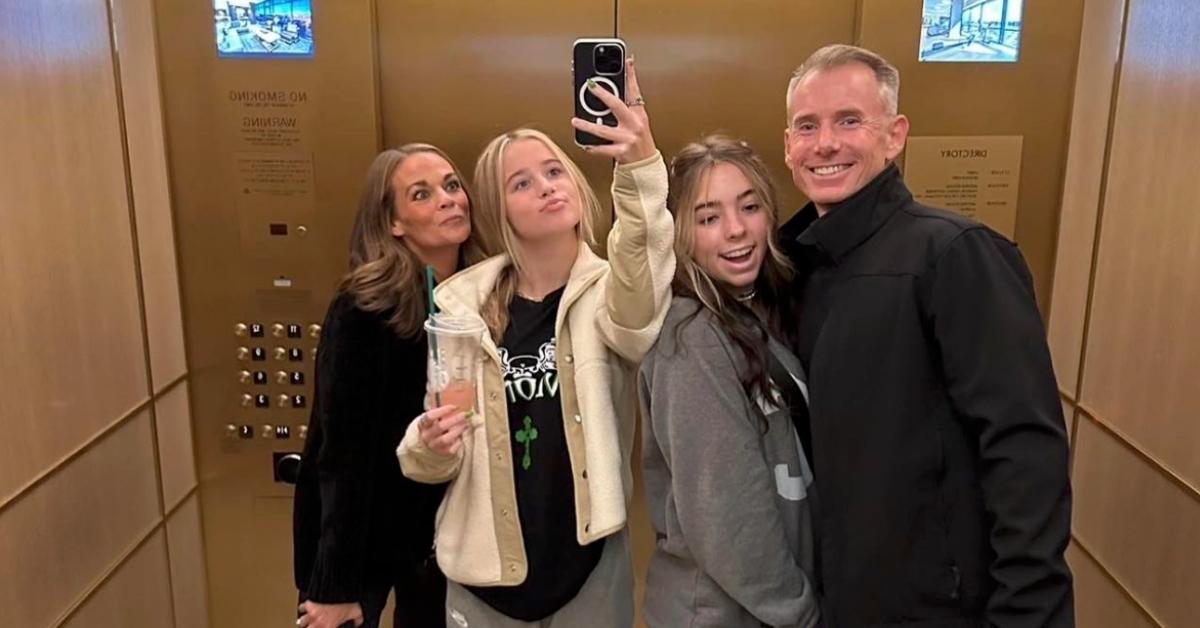 Billy Vsco in an elivator with his wife and two daughters