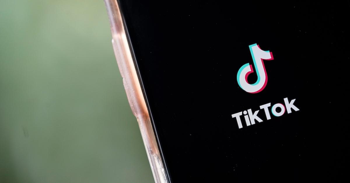 Using TikTok, What Does the Term "pinned" Mean? 