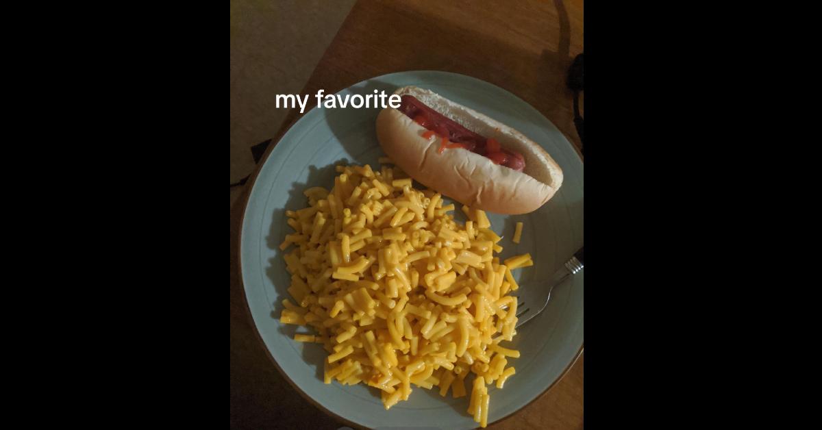 hot dogs mac n cheese