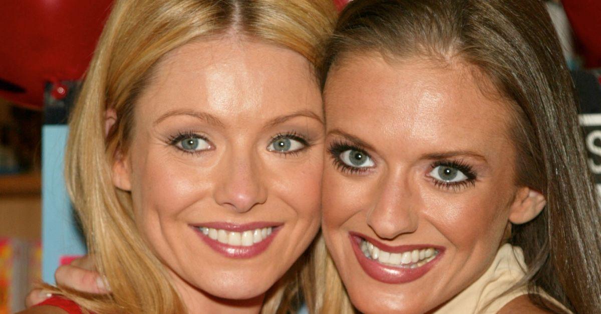 Kelly Ripa joins her sister at a booksigning for Linda Ripa's childrens book