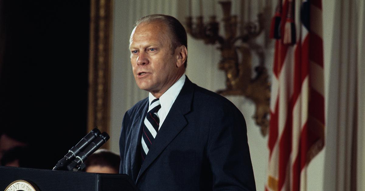 Geral Ford being sworn in as president in 1974