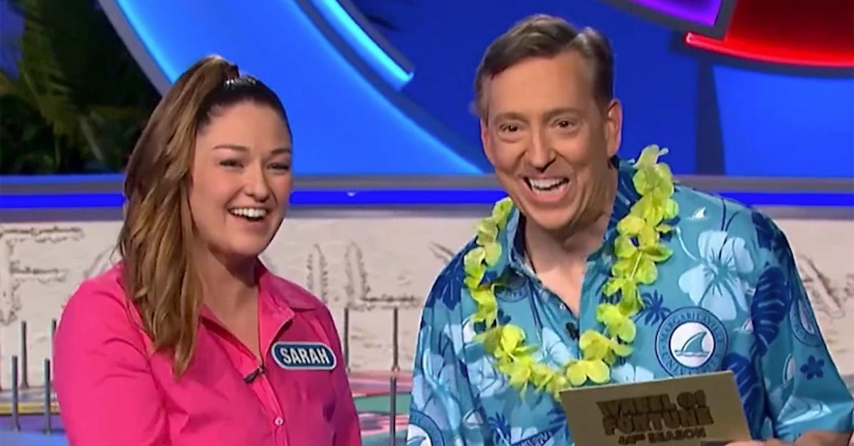 Jim Thornton and fan Sarah during 2023 episode of 'Wheel of Fortune'