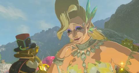 A Great Fairy looking at an NPC in Tears of the Kingdom.