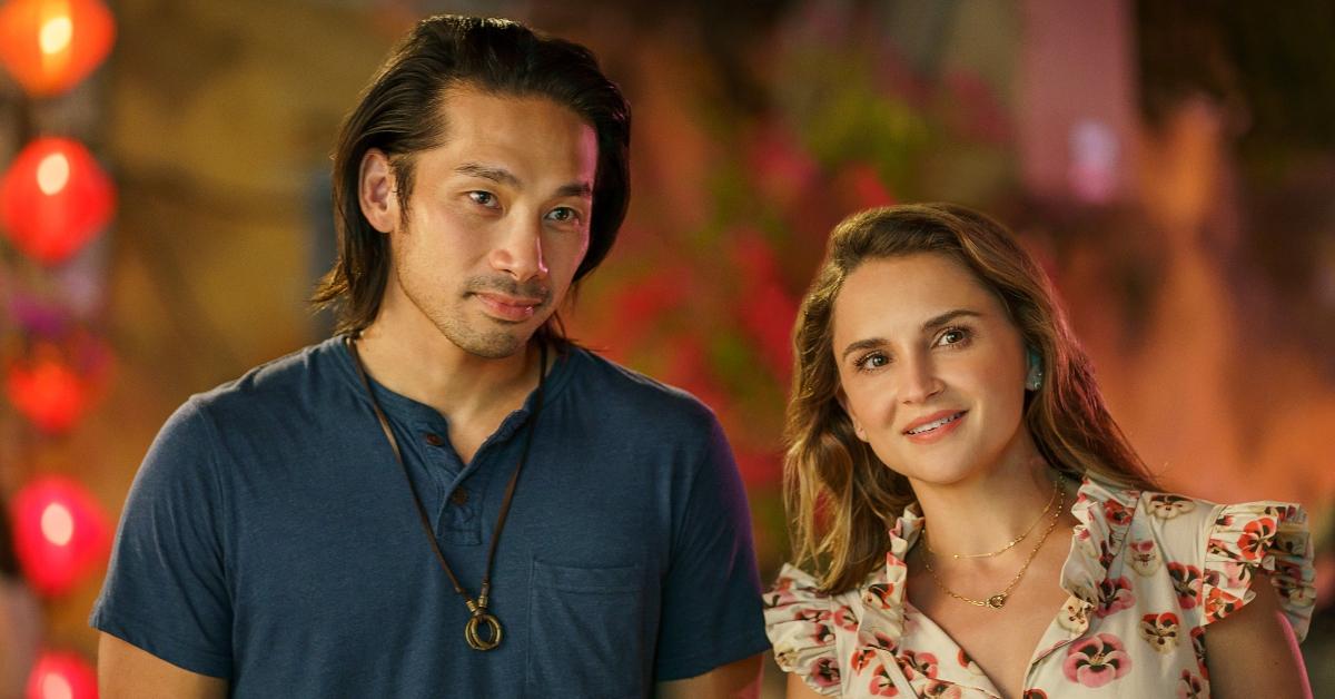 Rachael Leigh Cook and Scott Ly in Netflix's 'A Tourist's Guide to Love.'