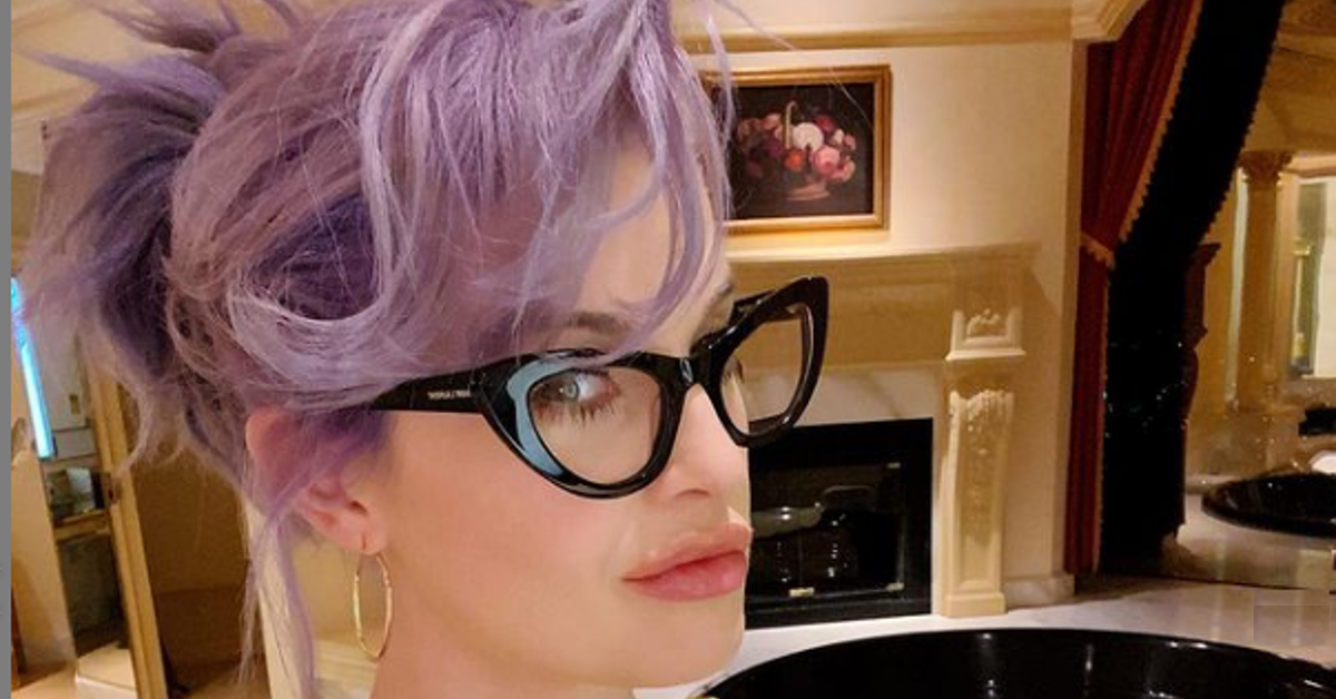 kelly osbourne present