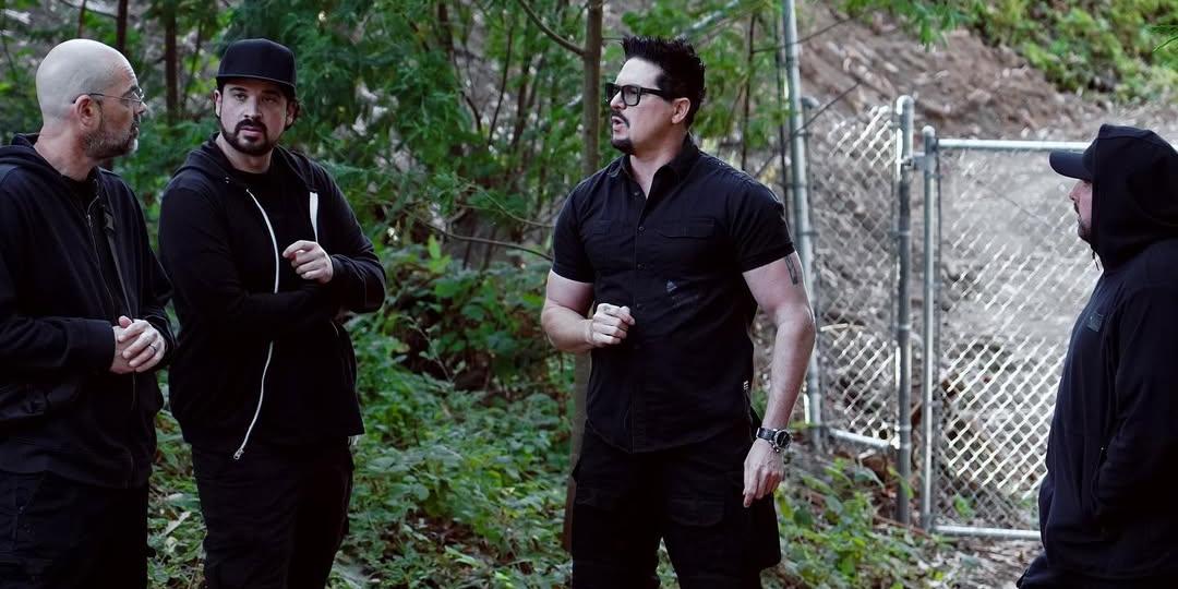 zak-bagans-crew